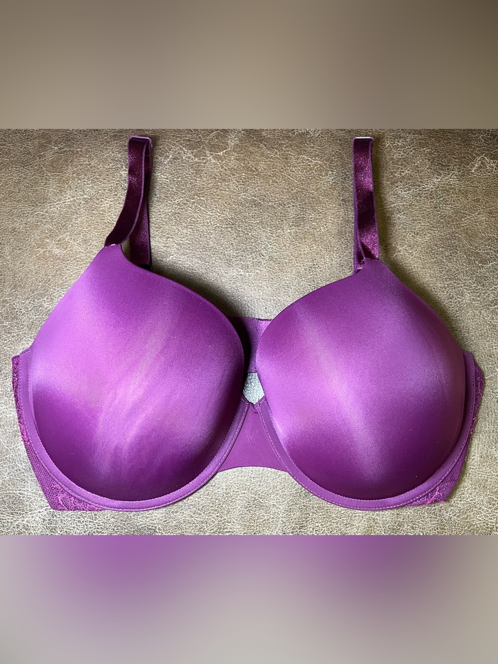 VICTORIA'S SECRET THE T-SHIRT PUSH UP FULL COVERAGE BRA size 38 DDD Satin Plum